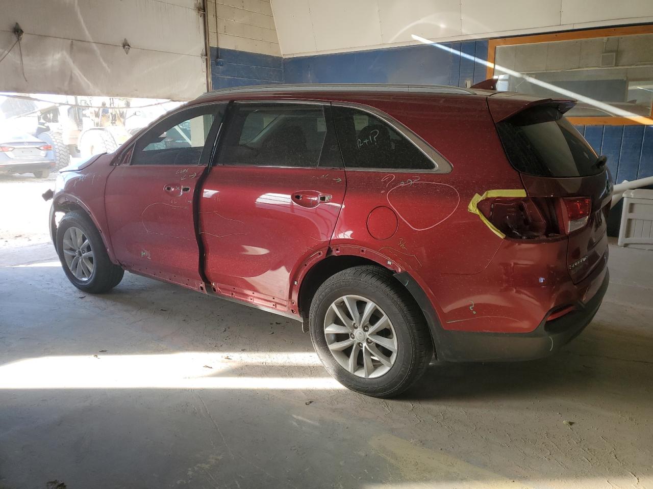 2018 KIA Sorento VIN 5XYPG4A31JG344989 Copart auction photo, front end / partial repair damage thumbnail 2