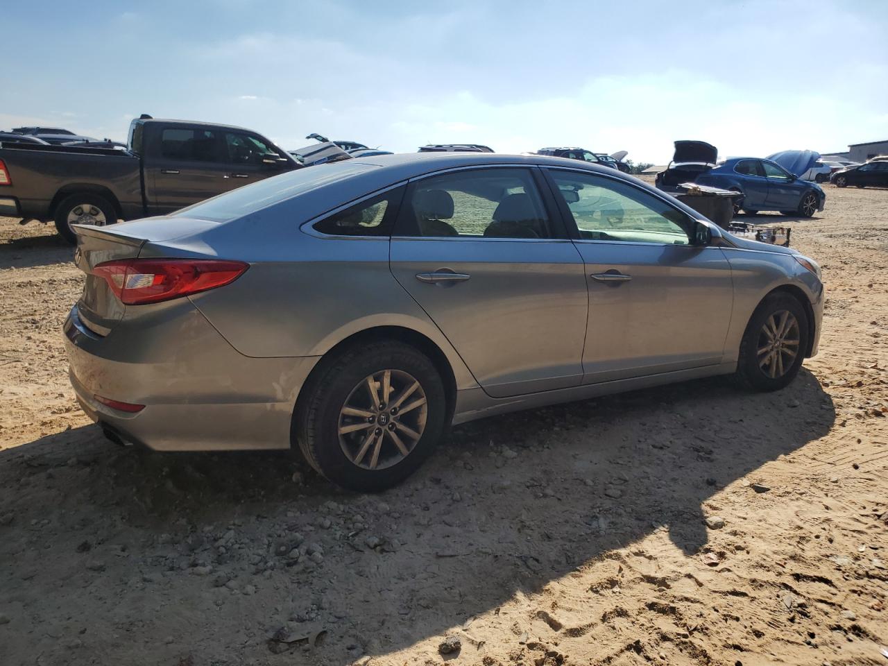 2016 Hyundai Sonata VIN 5NPE24AF1GH383096 Copart auction photo, front end / undercarriage damage thumbnail 3