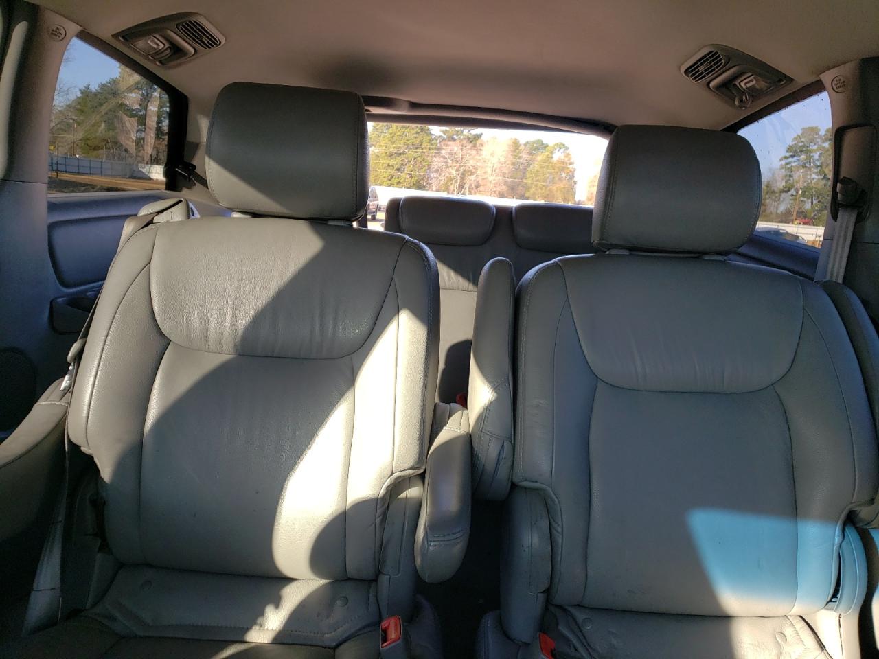 2007 Toyota Sienna VIN 5TDZK23C27S082095 Copart auction photo, rear end damage thumbnail 10