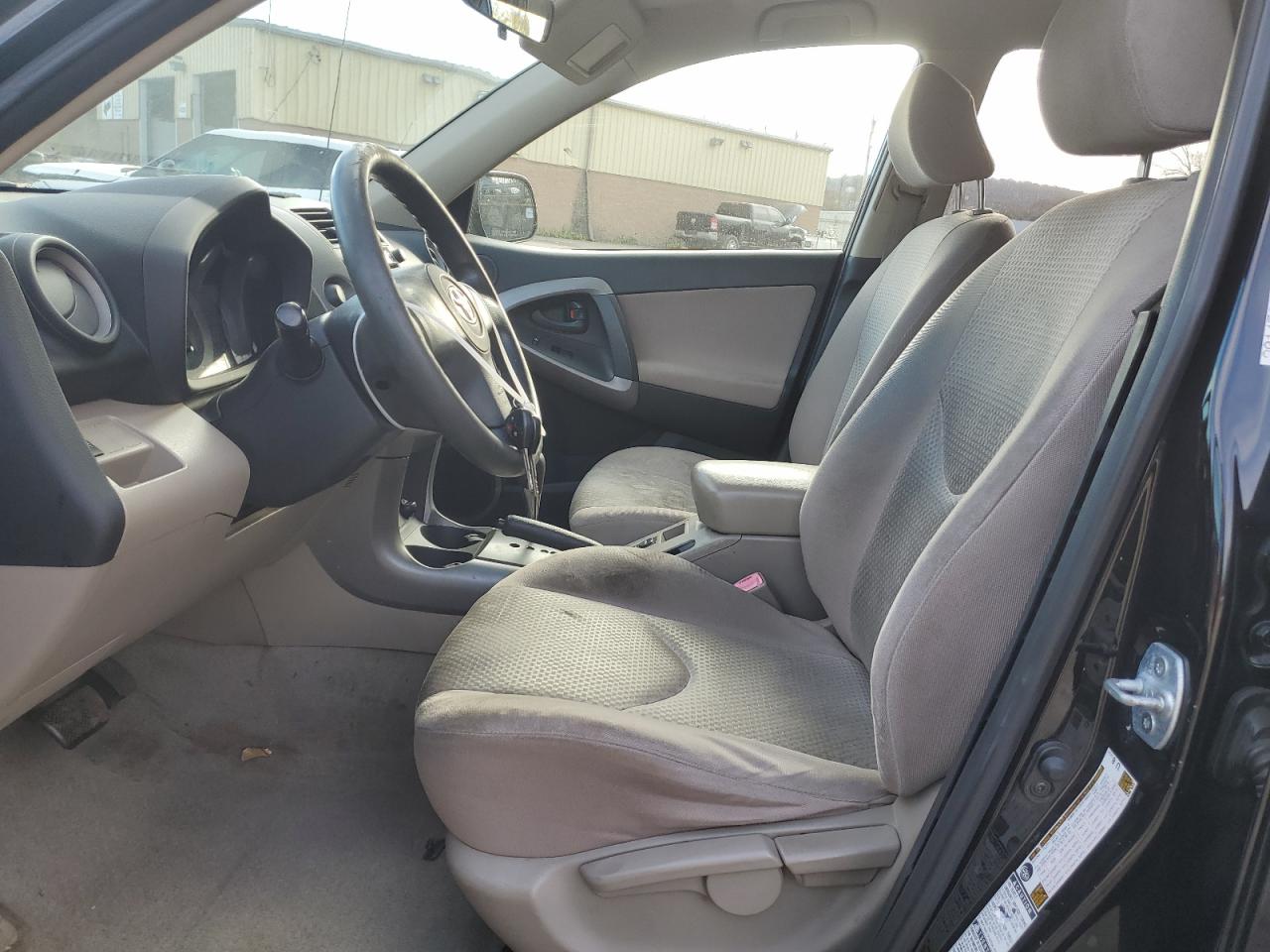 2006 Toyota RAV 4 VIN JTMBD33V165020646 Copart auction photo, front end / minor dent/scratches damage thumbnail 7