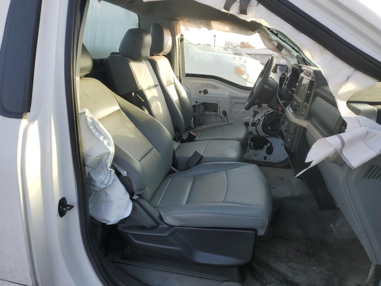 2021 Ford F-150 VIN 1FTMF1CB0MKE24758 Copart auction photo, front end damage thumbnail 10