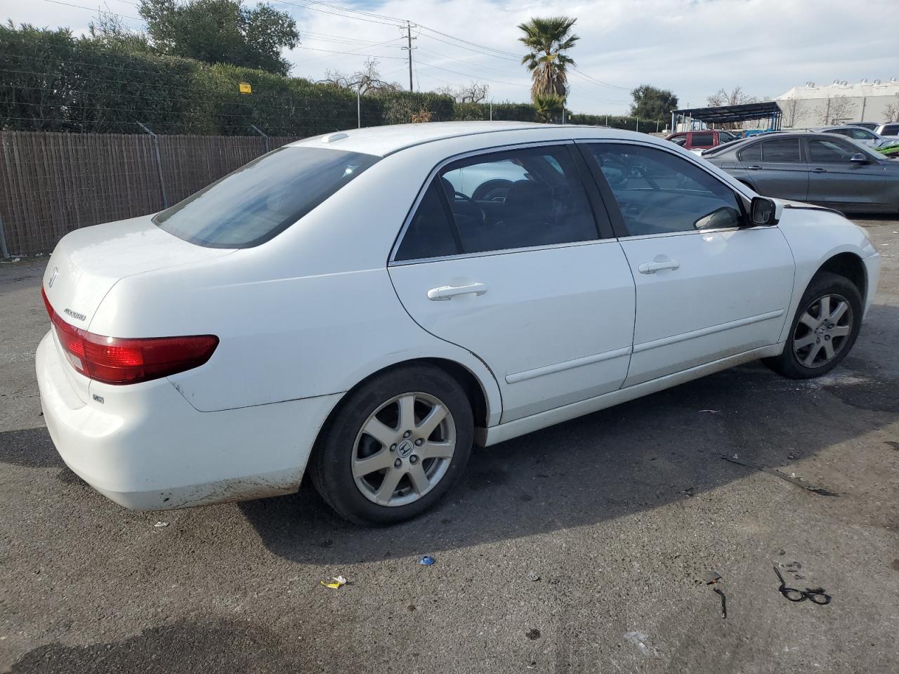 2005 Honda Accord VIN 1HGCM66535A045718 Copart auction photo, side / front end damage thumbnail 3