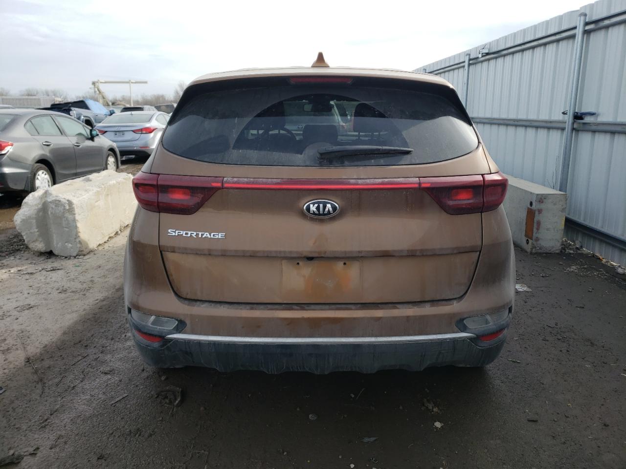 2020 KIA Sportage VIN KNDPM3AC0L7707740 Copart auction photo, front end / minor dent/scratches damage thumbnail 6