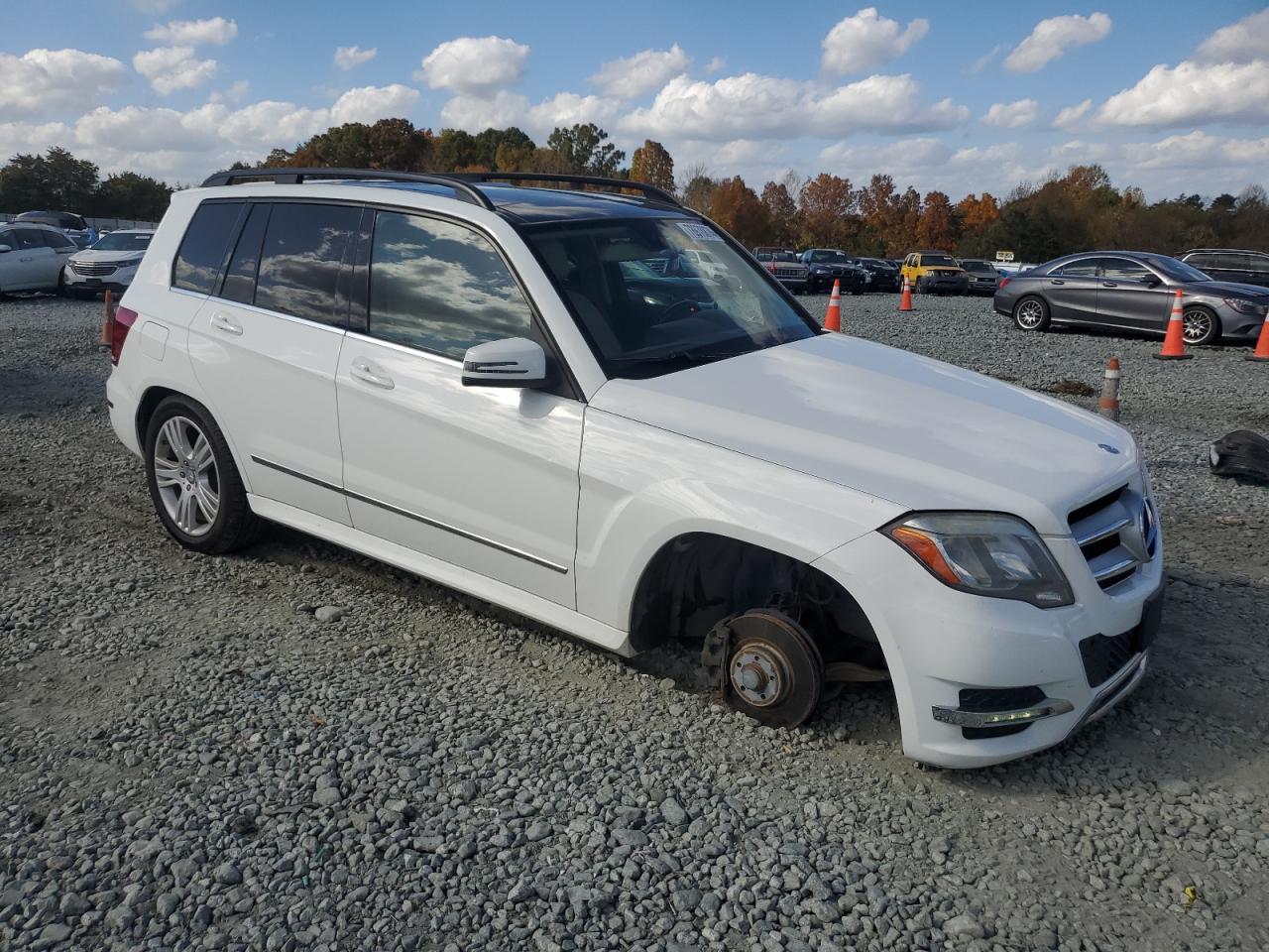 2015 Mercedes-Benz GLK-klasse VIN WDCGG8JB7FG338496 Copart auction photo, top/roof / undercarriage damage thumbnail 4