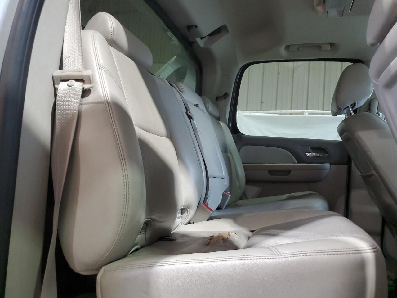 2012 Chevrolet Avalanche VIN 3GNMCGE0XCG183781 Copart auction photo, front end / minor dent/scratches damage thumbnail 10
