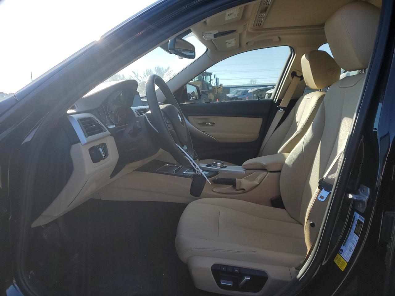 2018 BMW 3er VIN WBA8A9C51JAD26932 Copart auction photo, rear end / side damage thumbnail 7