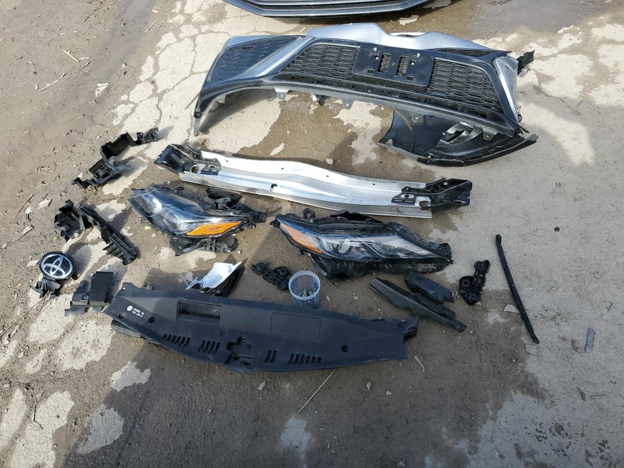 2021 Toyota Camry VIN 4T1G11AK0MU435371 Copart auction photo, front end / rear end damage thumbnail 12