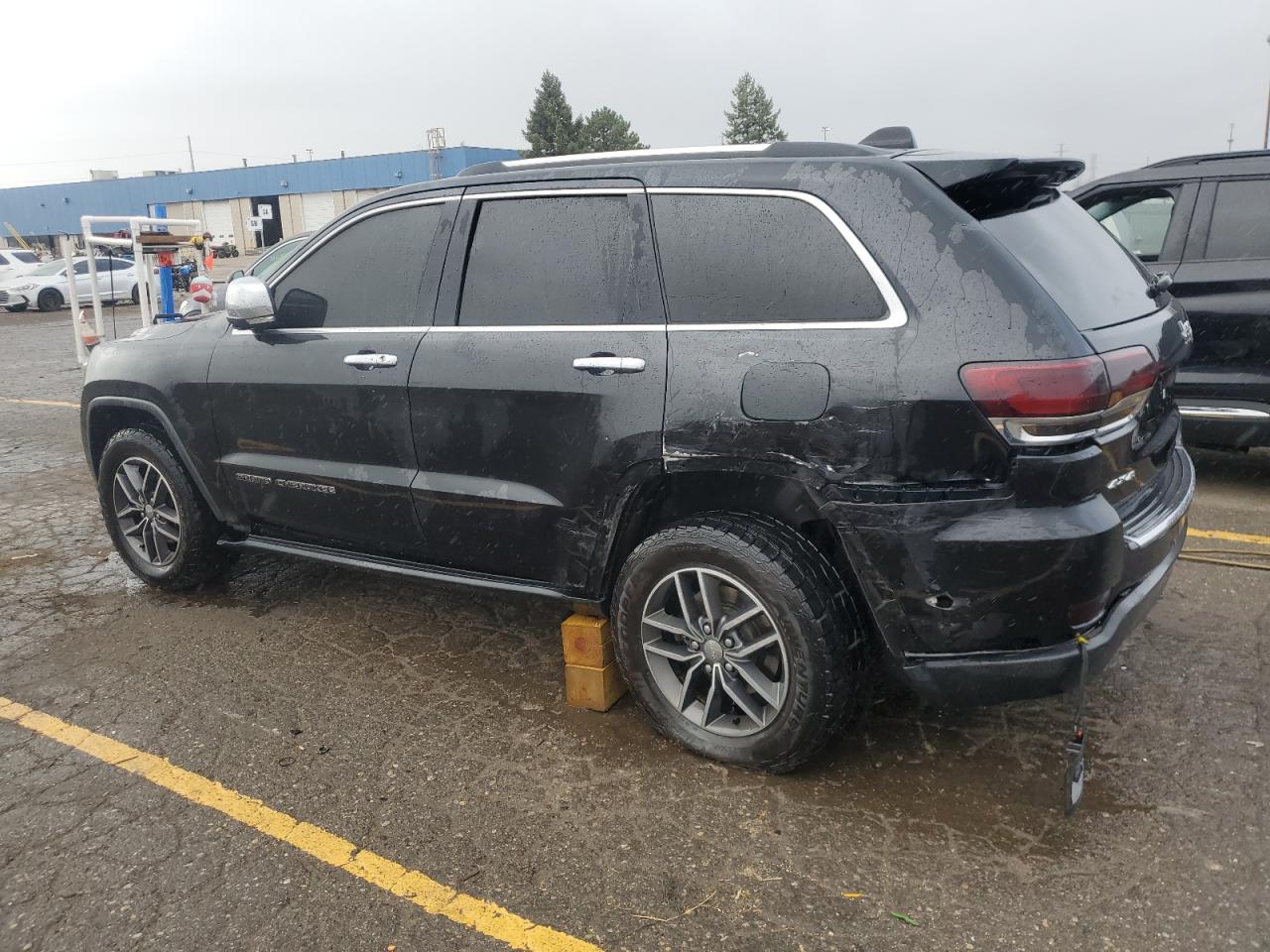 2017 Jeep Grand Cherokee VIN 1C4RJFBG9HC901122 Copart auction photo, rear end / side damage thumbnail 2