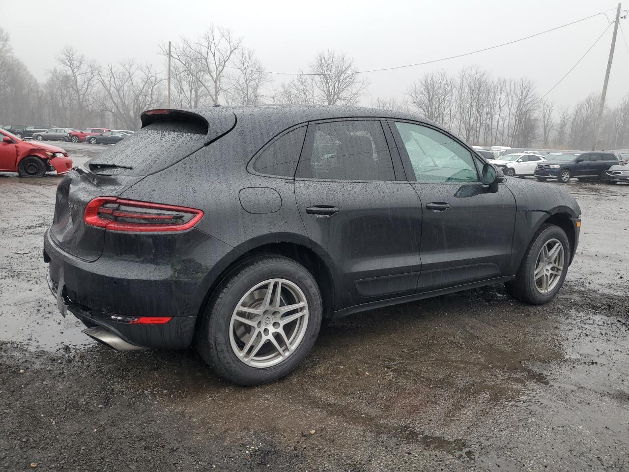 2018 Porsche Macan VIN WP1AA2A54JLB21992 Copart auction photo, rear end / minor dent/scratches damage thumbnail 3
