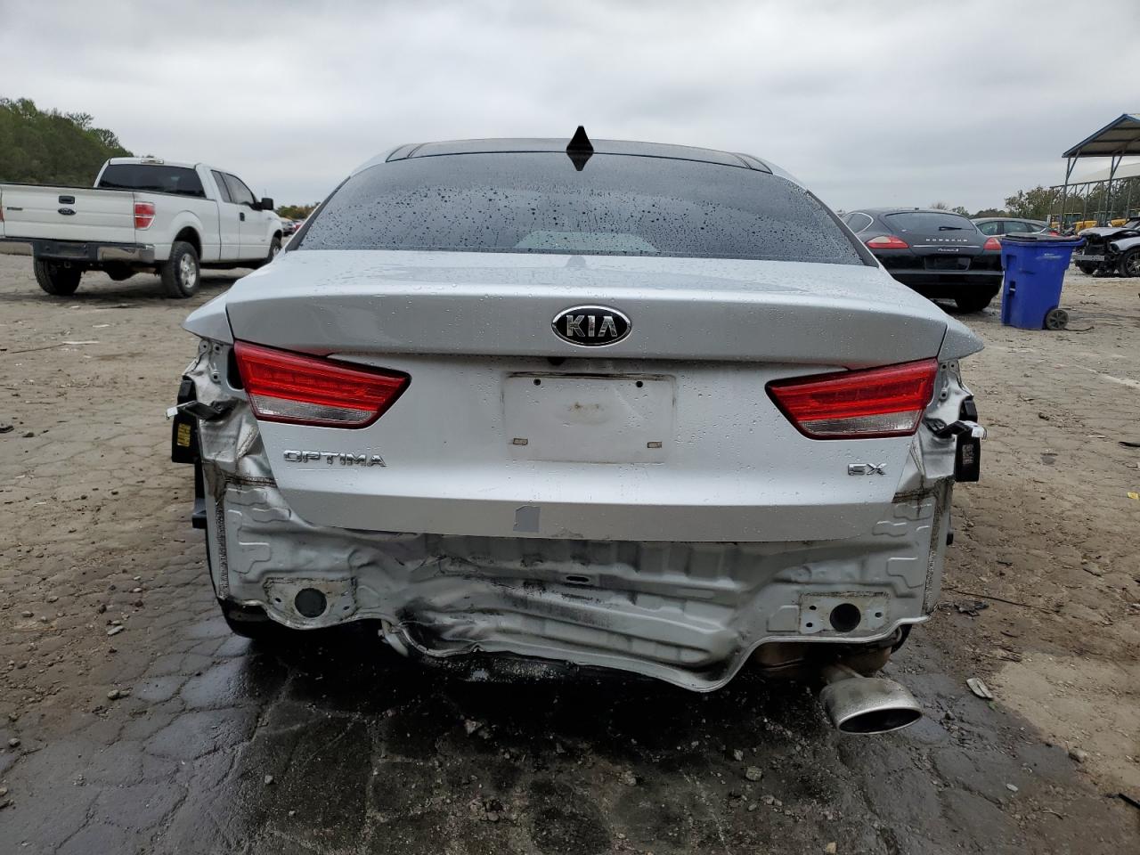 2016 KIA Optima VIN 5XXGU4L39GG069360 Copart auction photo, front end / rear end damage thumbnail 6