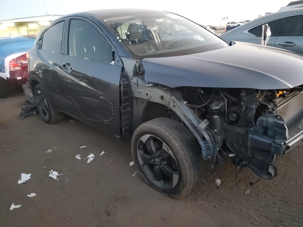 2018 Honda HR-V VIN 3CZRU6H53JG711942 Copart auction photo, front end / side damage thumbnail 4