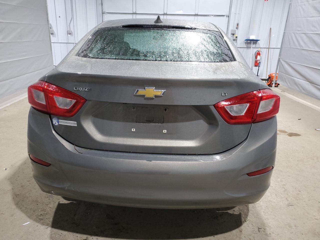 2017 Chevrolet Cruze VIN 1G1BE5SM5H7197573 Copart auction photo, front end / side damage thumbnail 6