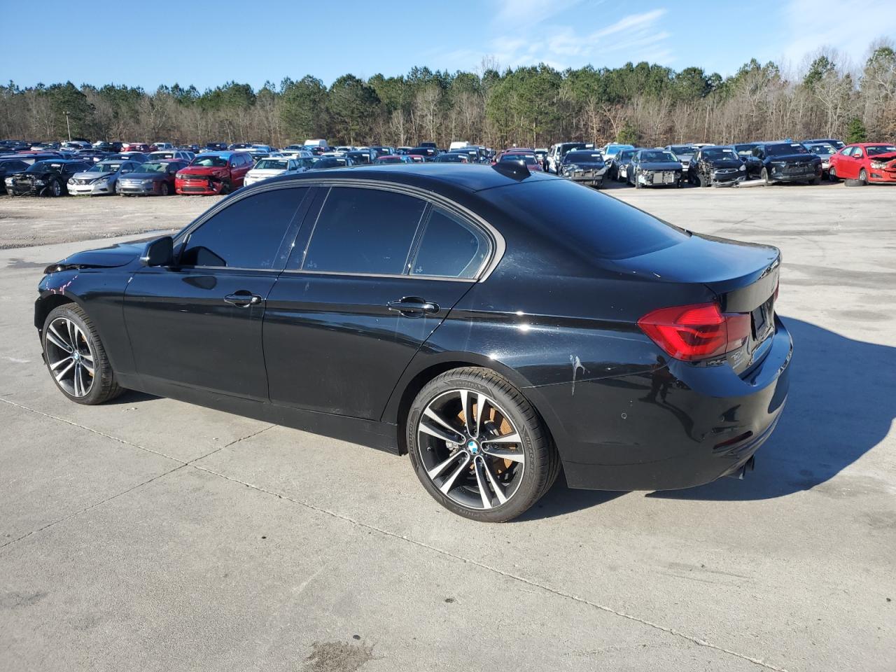 2018 BMW 3er VIN WBA8B9G55JNU58265 Copart auction photo, front end damage thumbnail 2