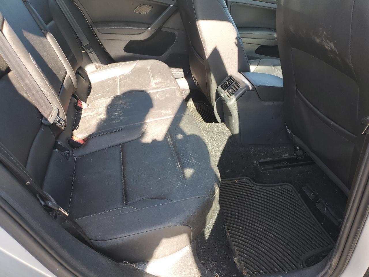 2017 Volkswagen Golf VIN 3VWH17AUXHM533523 Copart auction photo, front end damage thumbnail 11