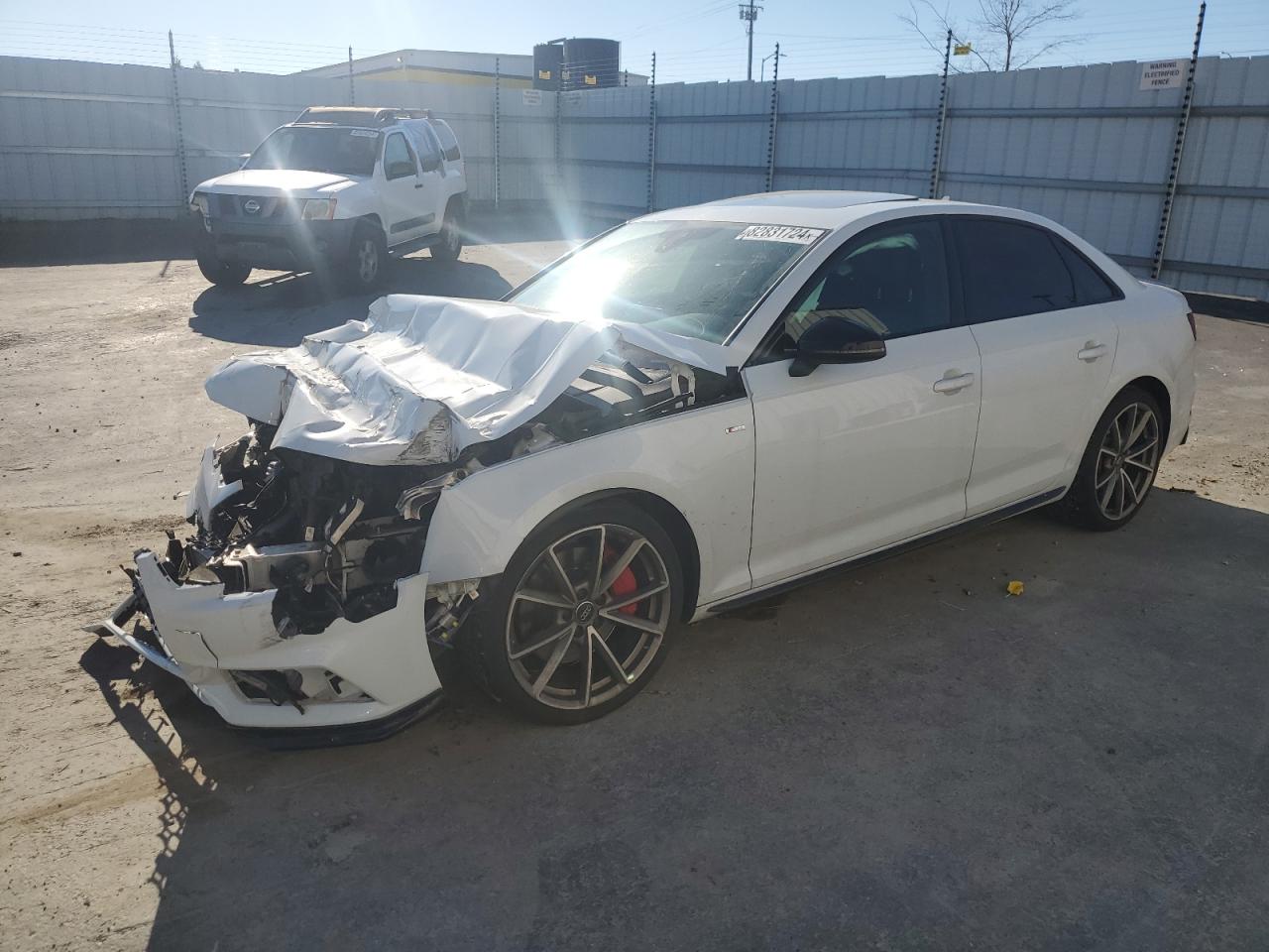 2018 Audi A4 VIN WAUENAF47JA081756