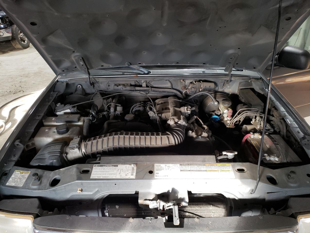2000 Ford Ranger VIN 1FTZR15X2YPB56245 Copart auction photo, frame damage / normal wear damage thumbnail 11