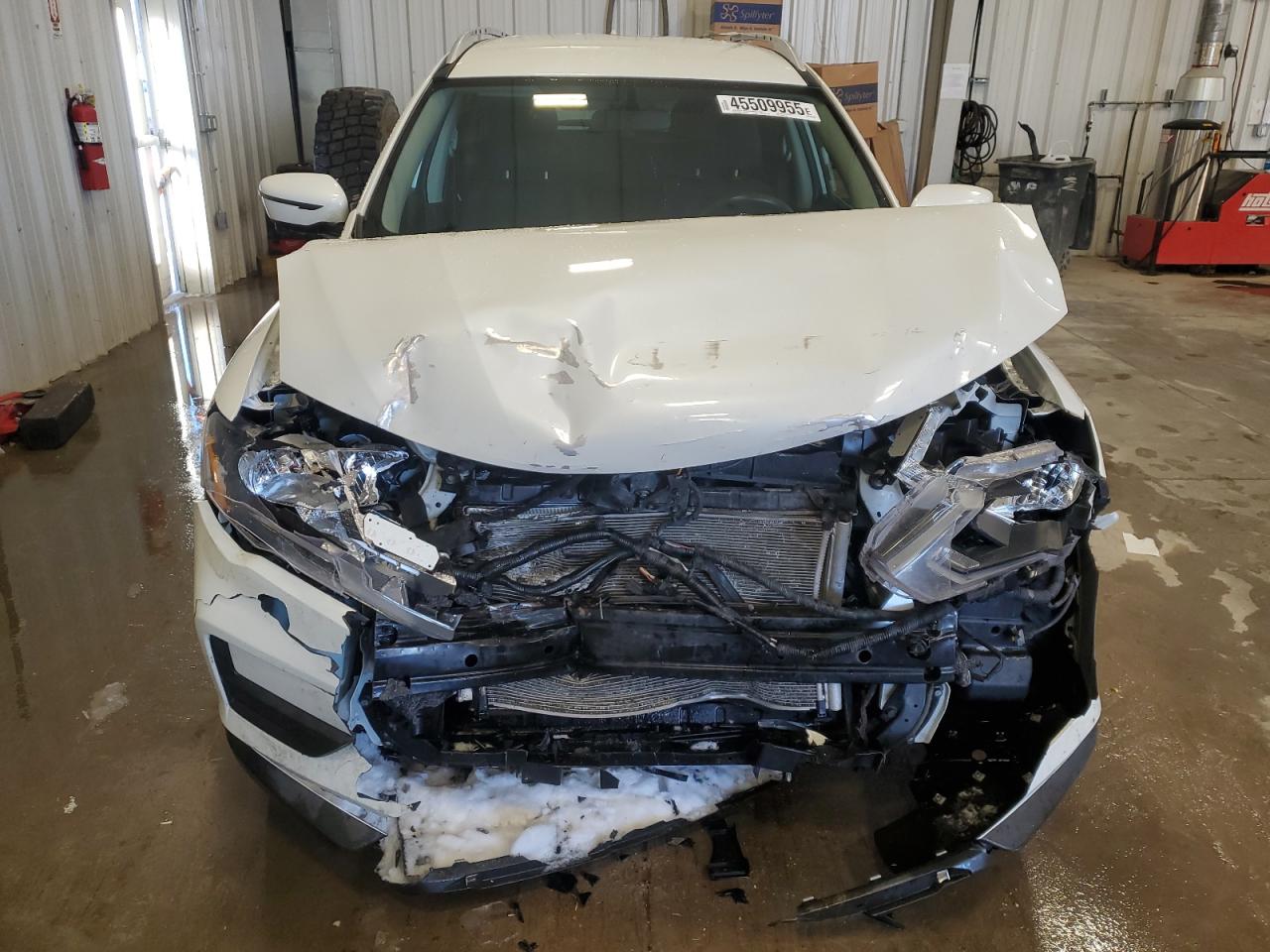 2017 Nissan Rogue VIN KNMAT2MV2HP552003 Copart auction photo, front end damage thumbnail 5