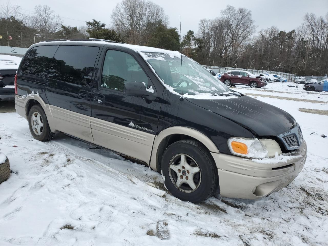 2002 Pontiac Montana VIN 1GMDX13E72D299326 Copart auction photo, front end / all over damage thumbnail 4