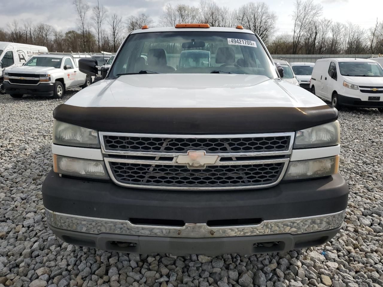 2005 Chevrolet Silverado VIN 1GCHK24UX5E236428 Copart auction photo, rear end / minor dent/scratches damage thumbnail 5