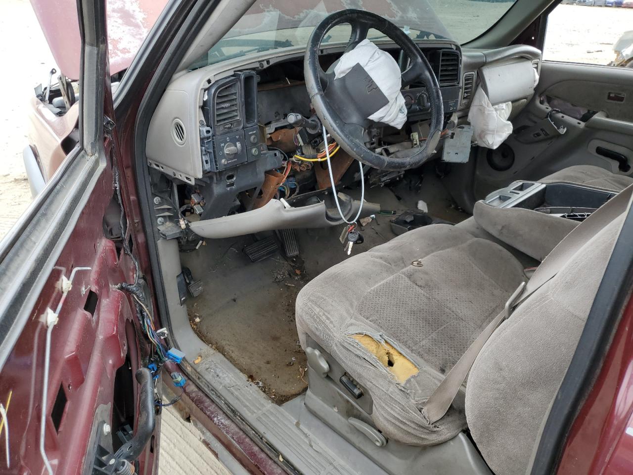 2000 Chevrolet Silverado VIN 1GCGC29U7YE288654 Copart auction photo, front end / side damage thumbnail 8