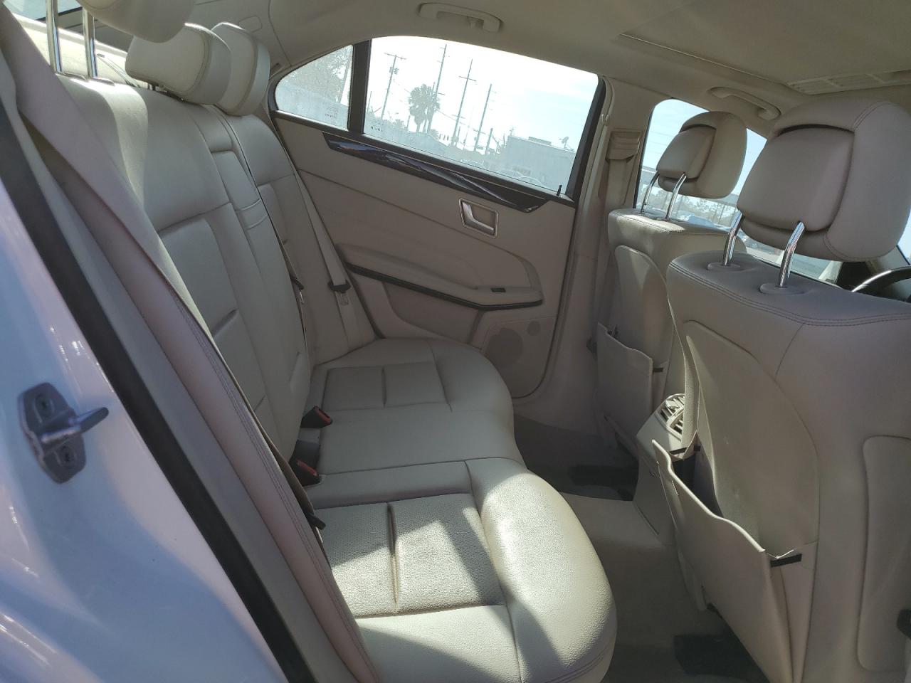 2014 Mercedes-Benz E-klasse VIN WDDHF5KBXEA826858 Copart auction photo, water/flood damage thumbnail 10