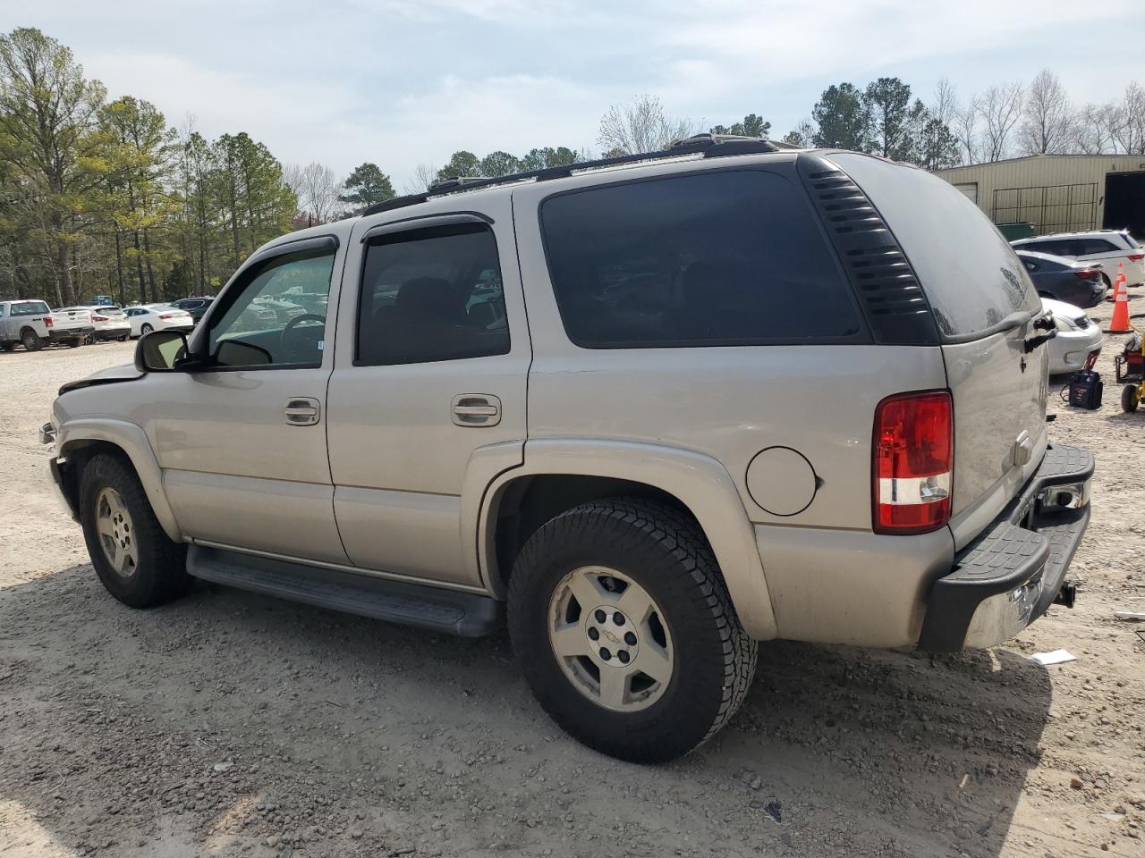 2005 Chevrolet Tahoe VIN 1GNEK13T05R139454 Copart auction photo, front end / side damage thumbnail 2