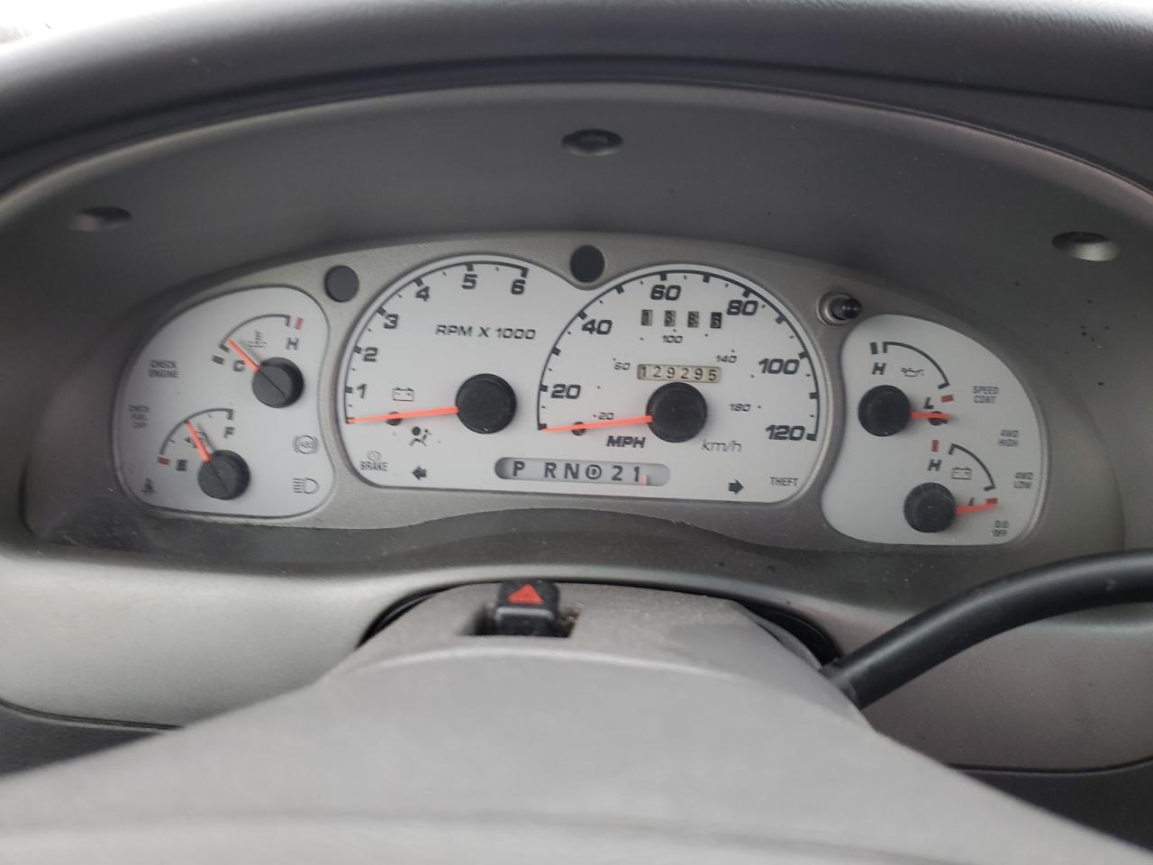 2002 Ford Explorer VIN 1FMZU77E02UD23932 Copart auction photo, rollover damage thumbnail 9