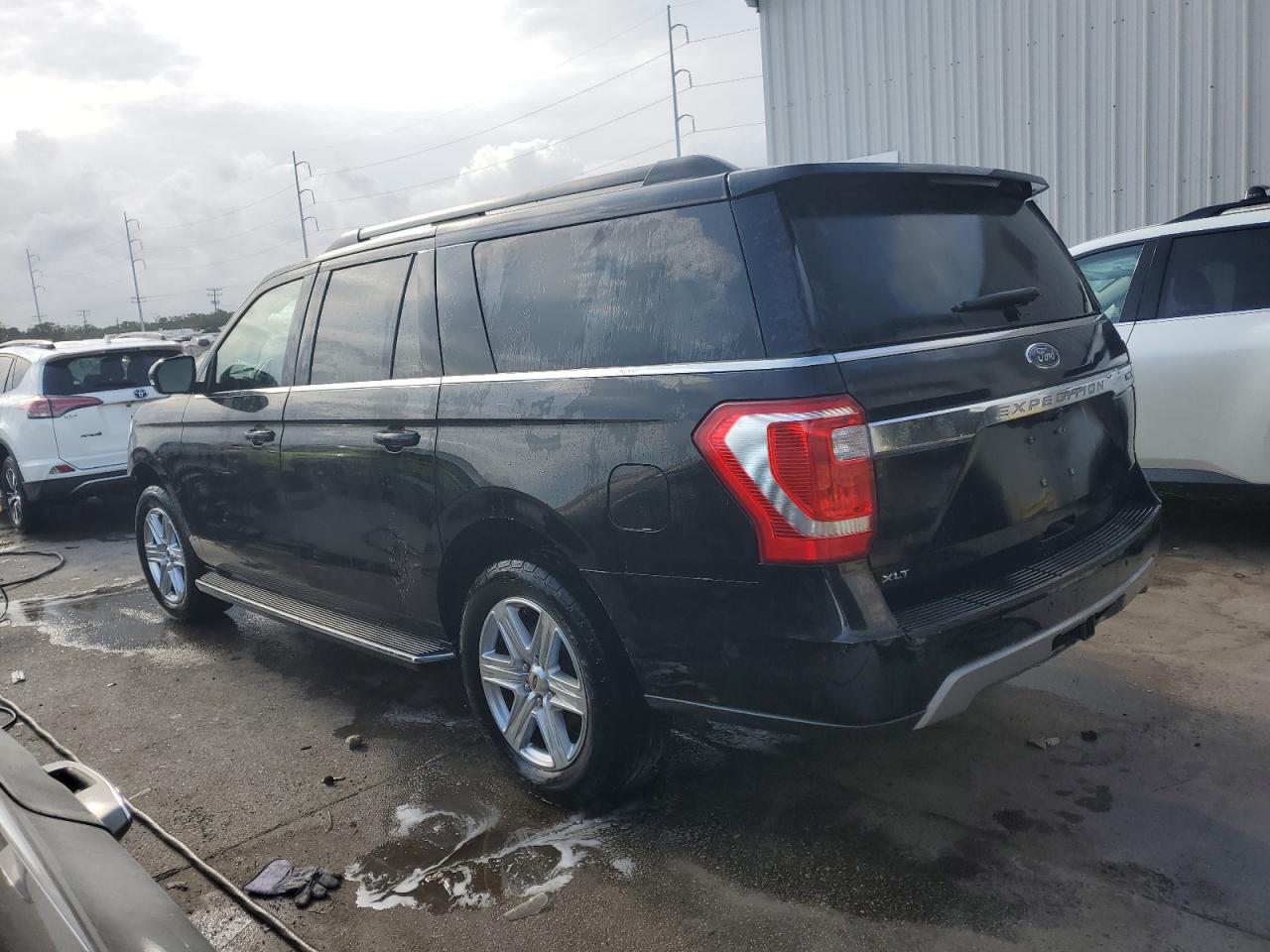 2019 Ford Expedition VIN 1FMJK1HT0KEA00875 Copart auction photo, front end / side damage thumbnail 2