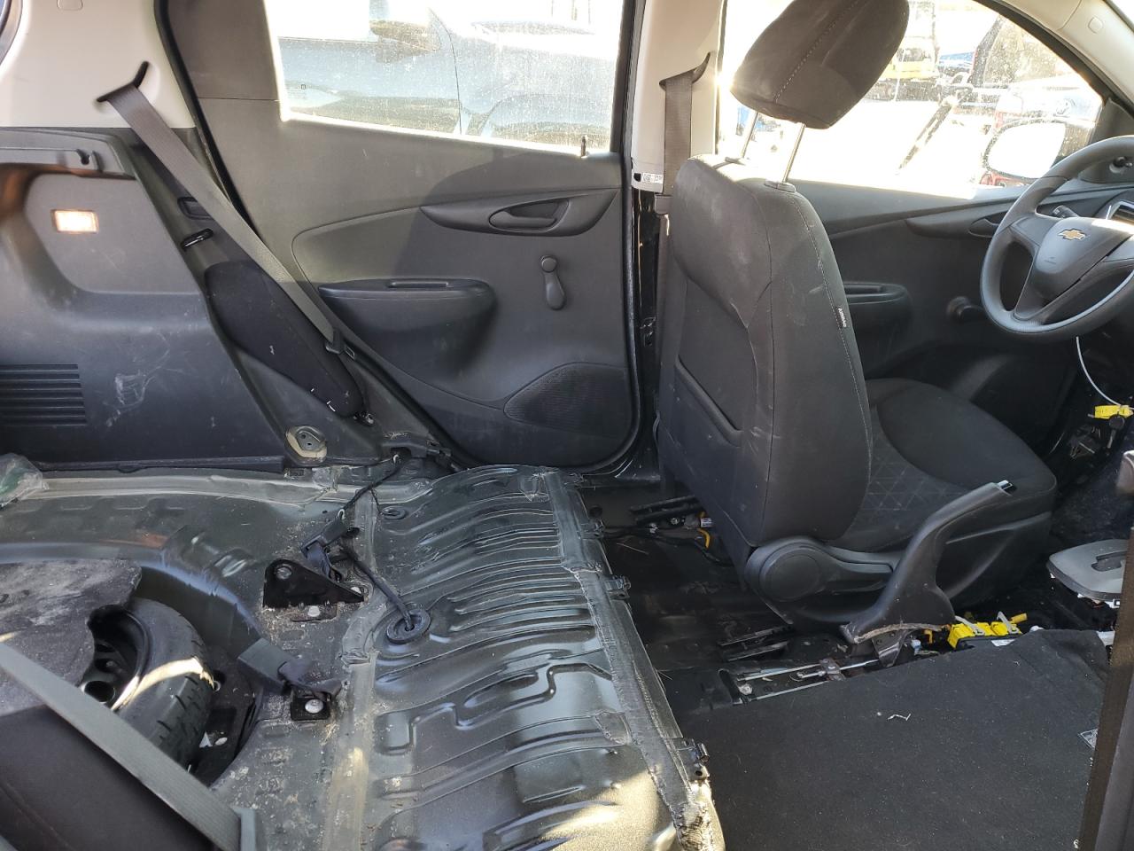 2019 Chevrolet Spark VIN KL8CB6SA6KC710756 Copart auction photo, stripped / minor dent/scratches damage thumbnail 10