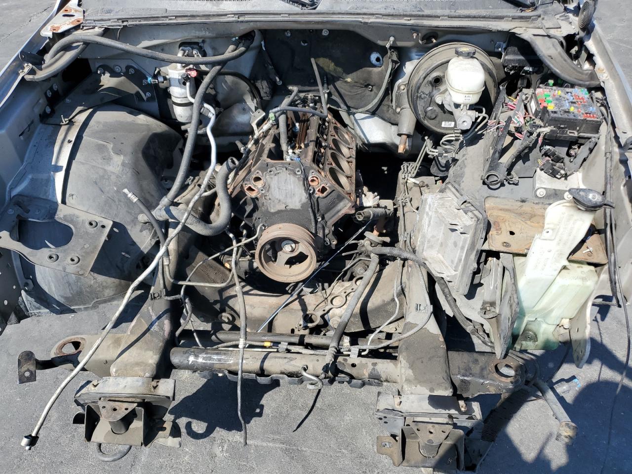 2006 GMC Sierra VIN 2GTEC13T361230220 Copart auction photo, stripped damage thumbnail 12