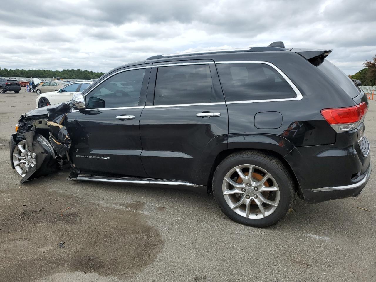 2015 Jeep Grand Cherokee VIN 1C4RJFJG0FC157778 Copart auction photo, front end / undercarriage damage thumbnail 2