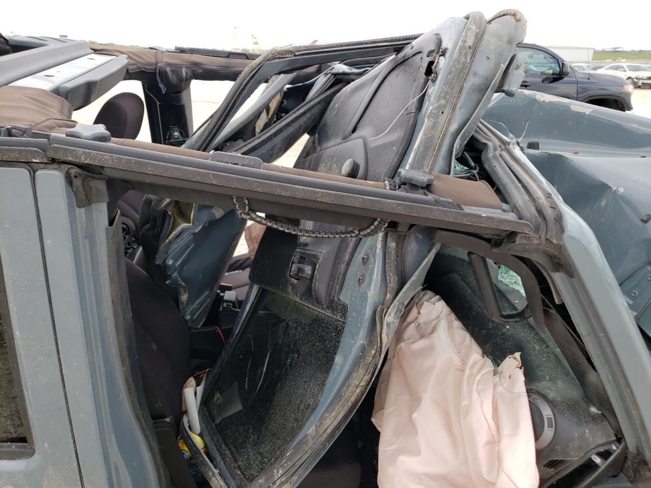 2014 Jeep Wrangler VIN 1C4BJWDG7EL134686 Copart auction photo, rollover damage thumbnail 14