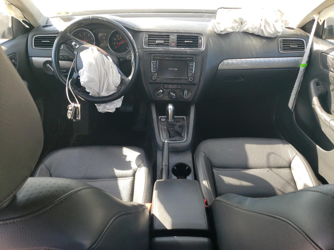 2015 Volkswagen Jetta VIN 3VWD17AJ0FM235029 Copart auction photo, front end / all over damage thumbnail 8