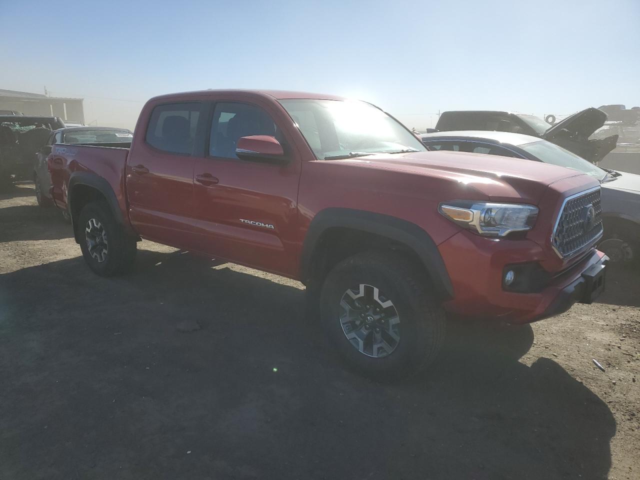 2019 Toyota Tacoma VIN 3TMCZ5AN7KM264276 Copart auction photo, side damage thumbnail 4