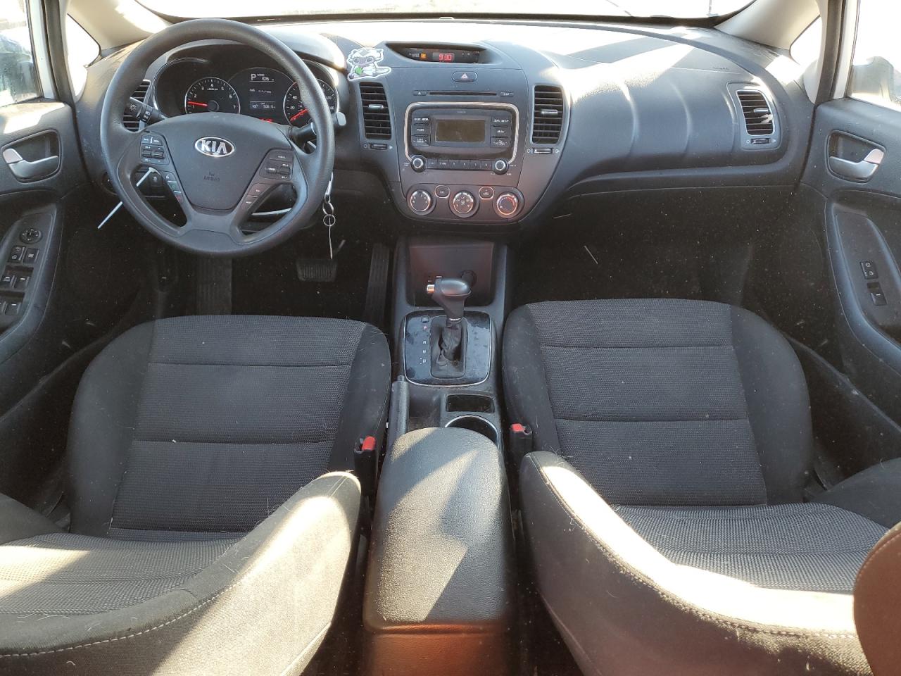 2018 KIA Forte VIN 3KPFK4A7XJE185223 Copart auction photo, rear end / front end damage thumbnail 8
