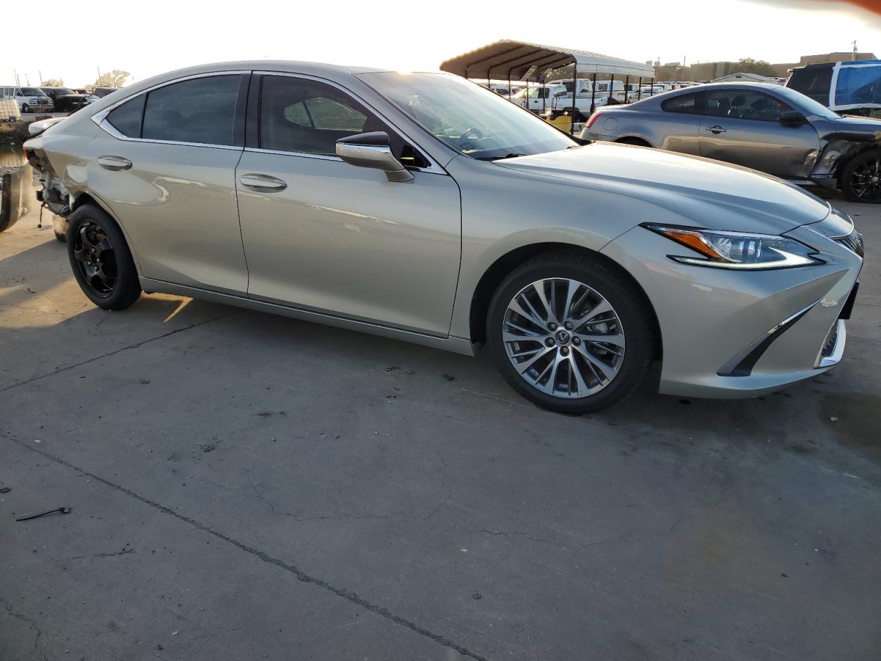 2020 Lexus ES VIN 58ADZ1B14LU076003 Copart auction photo, rear end damage thumbnail 4