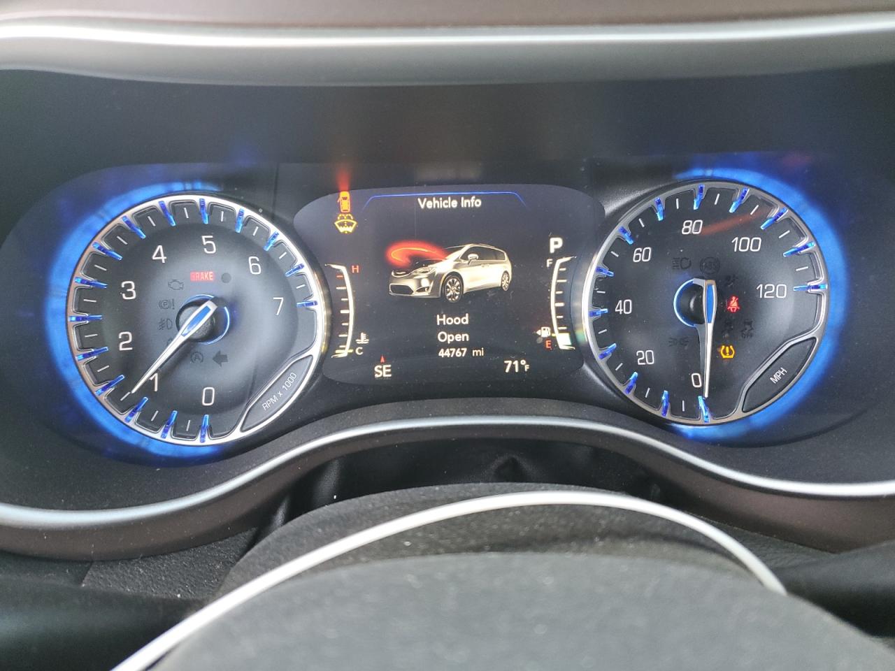 2018 Chrysler Pacifica VIN 2C4RC1BG3JR123586 Copart auction photo, rear end damage thumbnail 9