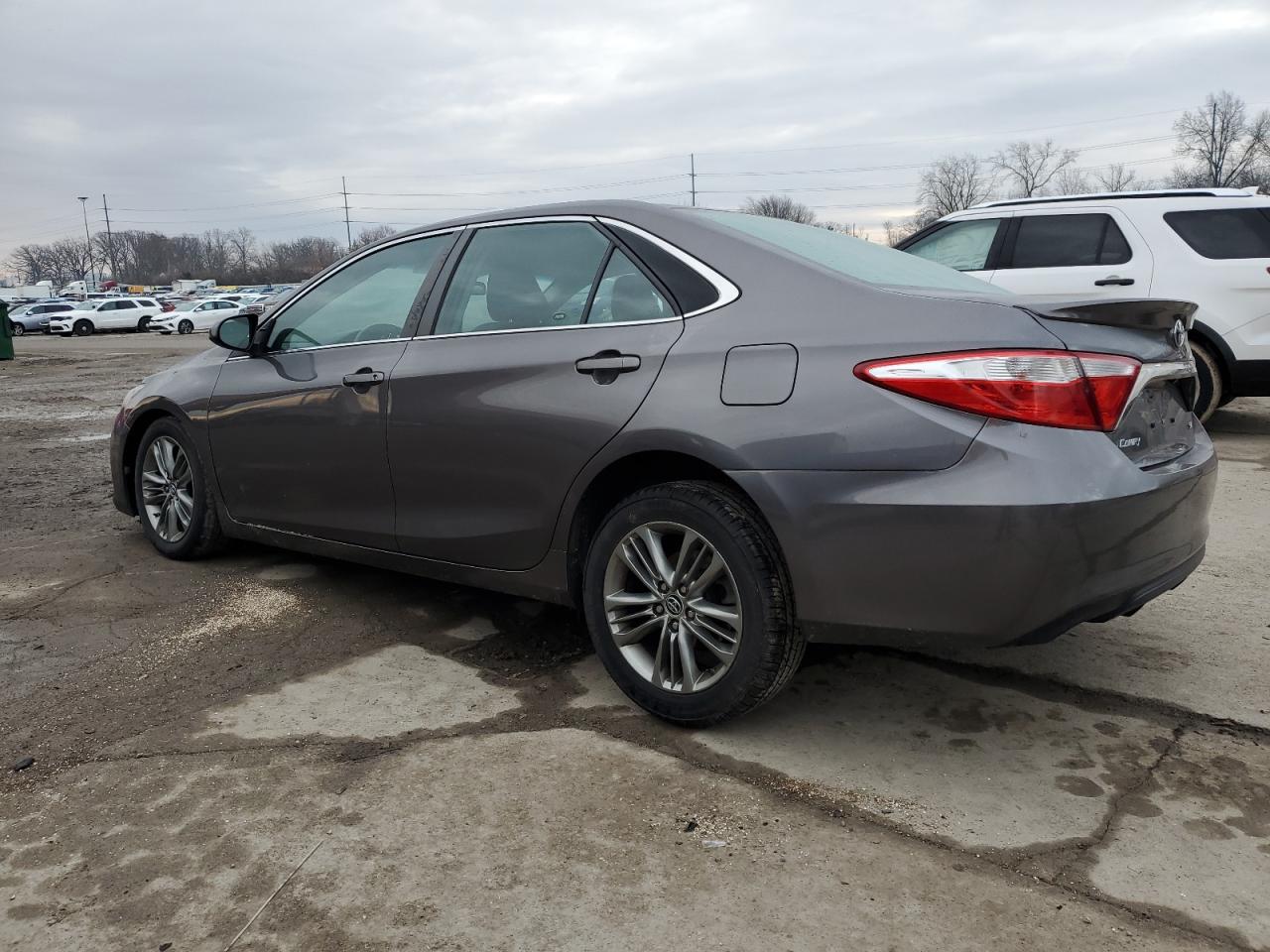 2015 Toyota Camry VIN 4T1BF1FK0FU083545 Copart auction photo, all over damage thumbnail 2