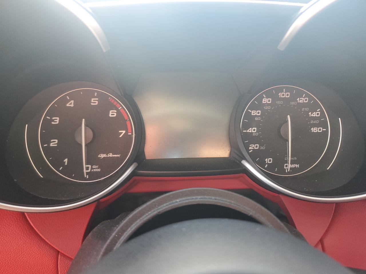 2019 Alfa Romeo Giulia VIN ZARFAMBN2K7621392 Copart auction photo, front end / side damage thumbnail 9