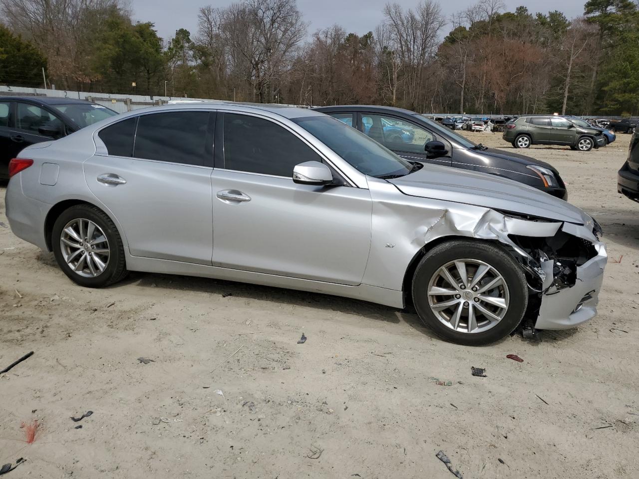 2015 Infiniti Q50 VIN JN1BV7AR3FM411834 Copart auction photo, front end damage thumbnail 4