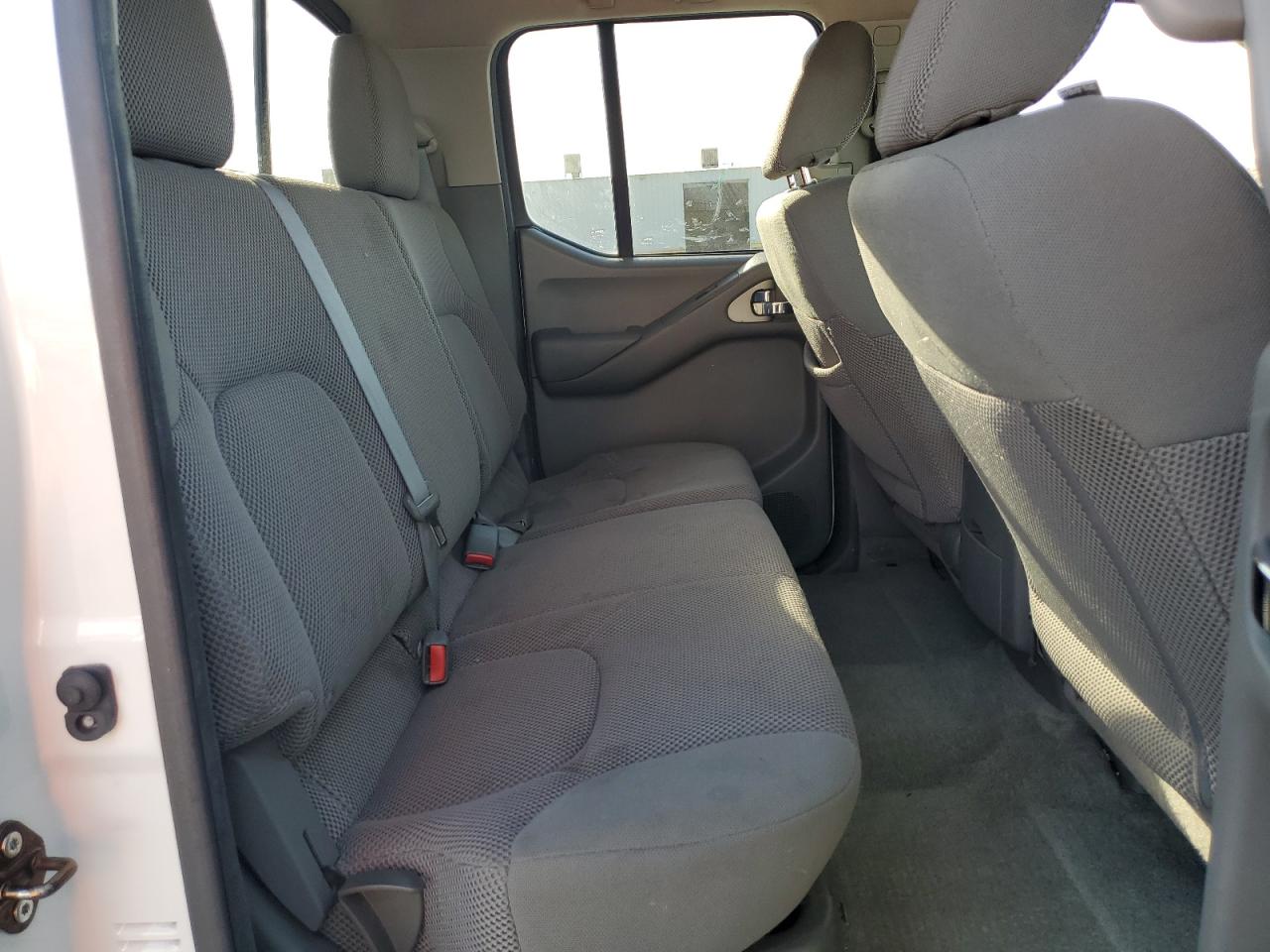 2016 Nissan Navara (Frontier) VIN 1N6AD0ER0GN725494 Copart auction photo, all over damage thumbnail 10