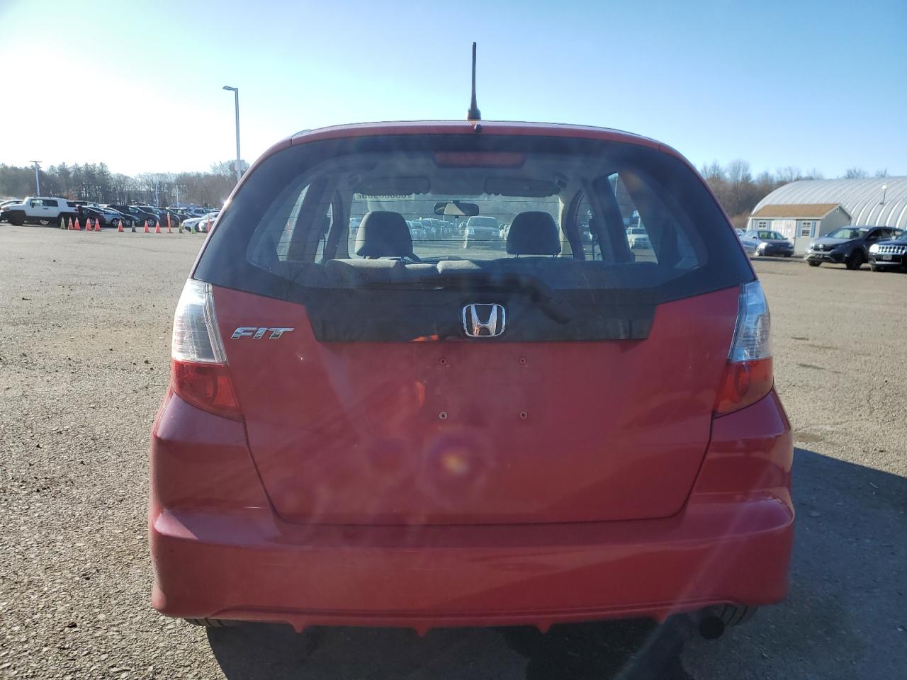 2013 Honda Fit VIN JHMGE8H37DC043637 Copart auction photo, front end / minor dent/scratches damage thumbnail 6