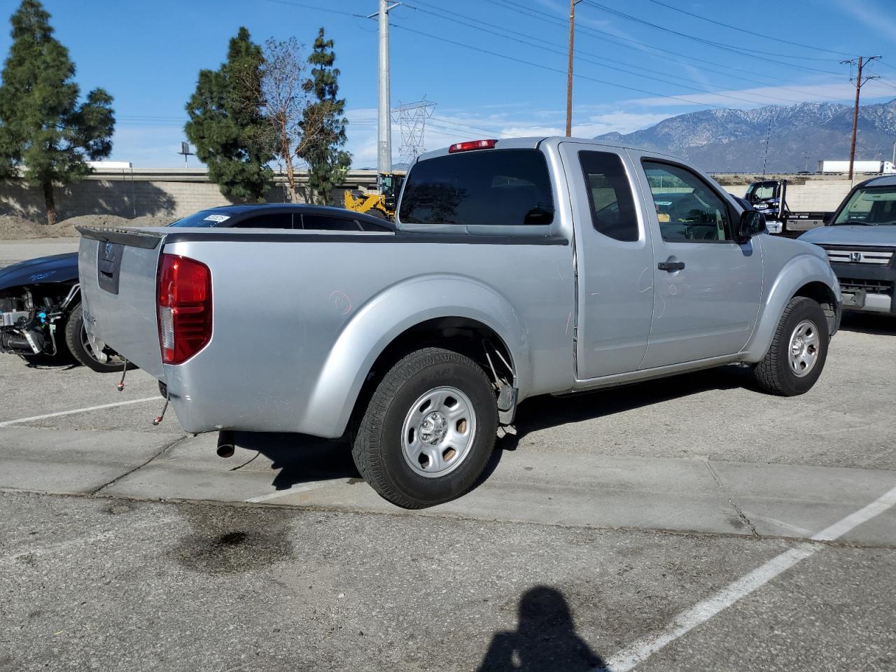 2014 Nissan Navara (Frontier) VIN 1N6BD0CT7EN731180 Copart auction photo, rear end damage thumbnail 3