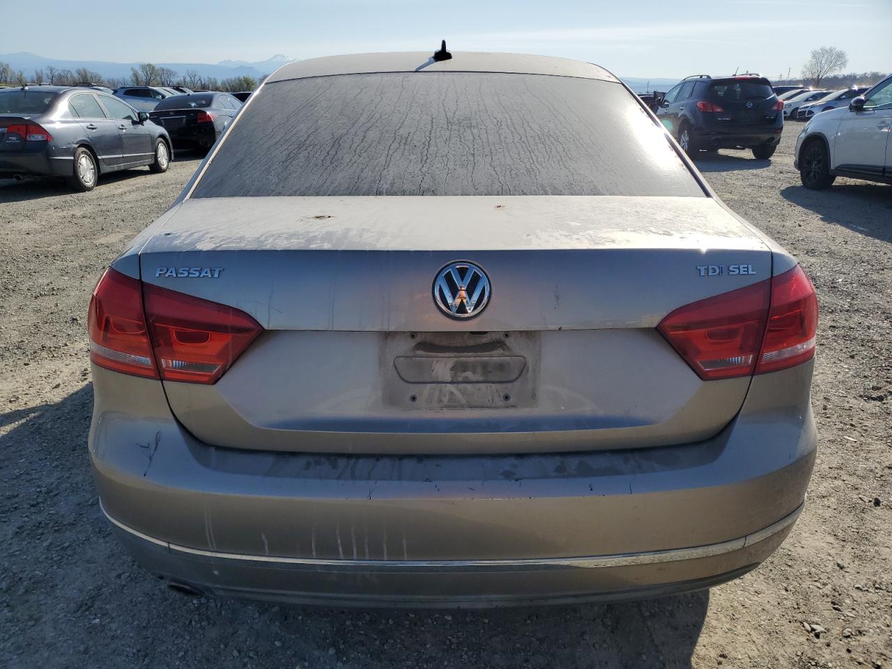2015 Volkswagen Passat VIN 1VWCV7A34FC022264 Copart auction photo, front end damage thumbnail 6