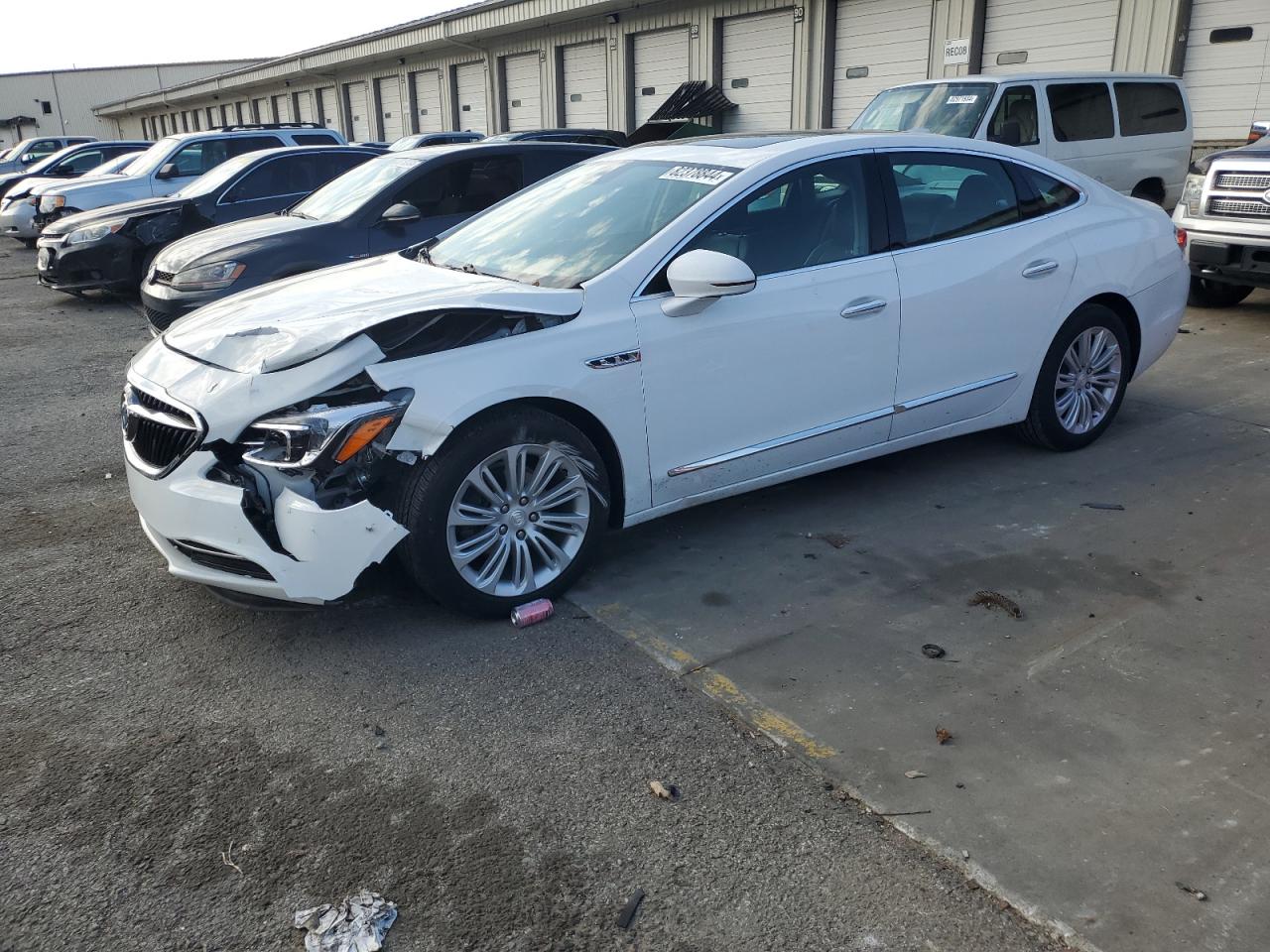 2018 Buick LaCrosse VIN 1G4ZR5SZ2JU125058