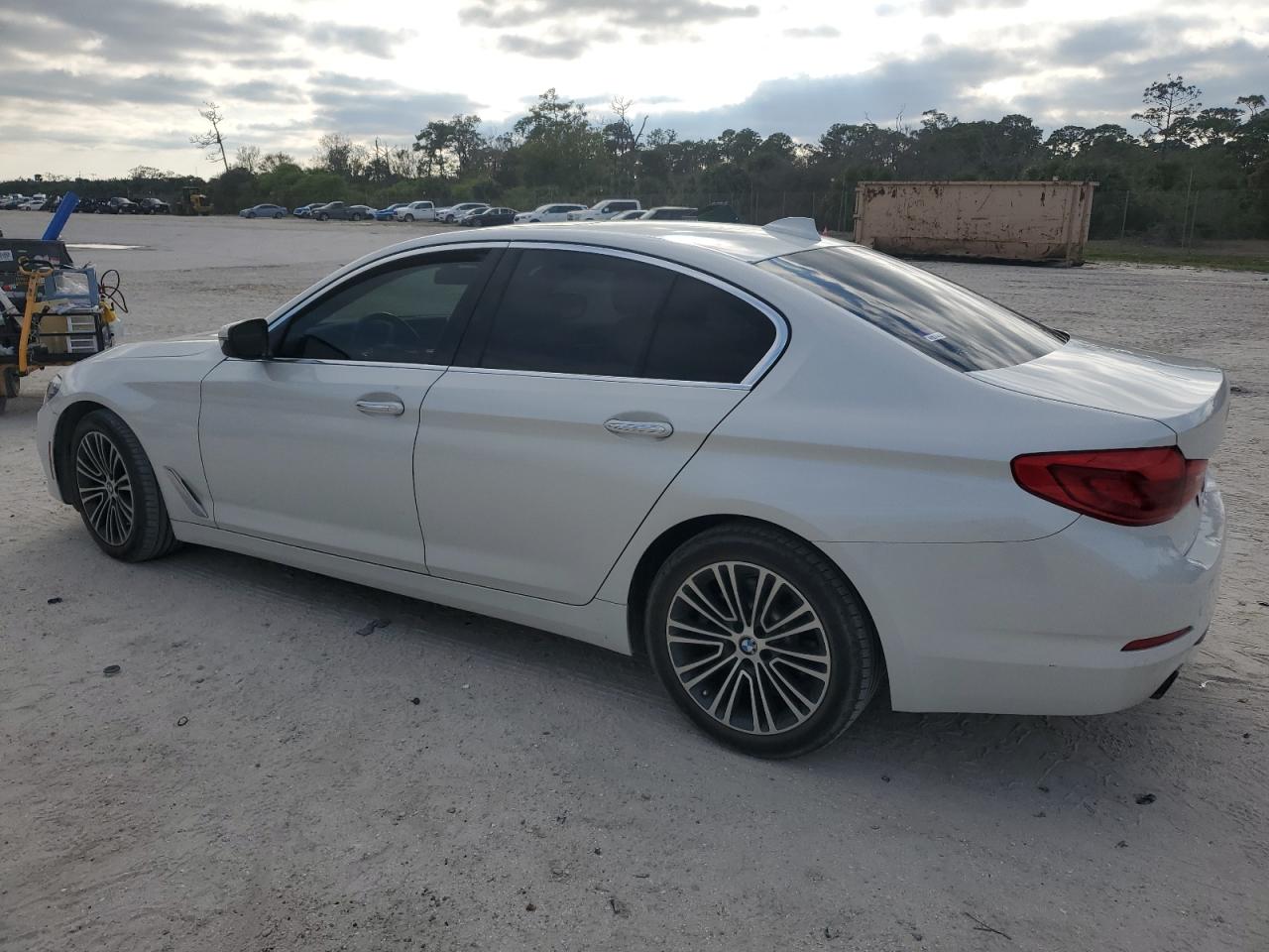 2018 BMW 5er VIN WBAJA5C50JWA57304 Copart auction photo, undercarriage damage thumbnail 2