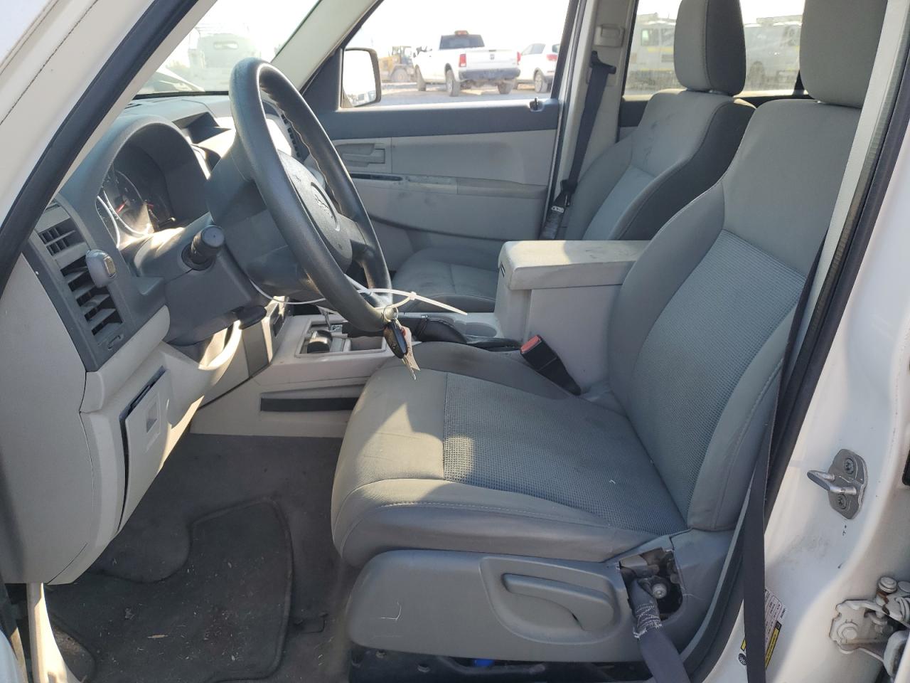 2008 Jeep Liberty (North America) VIN 1J8GN28K98W236021 Copart auction photo, front end / side damage thumbnail 7