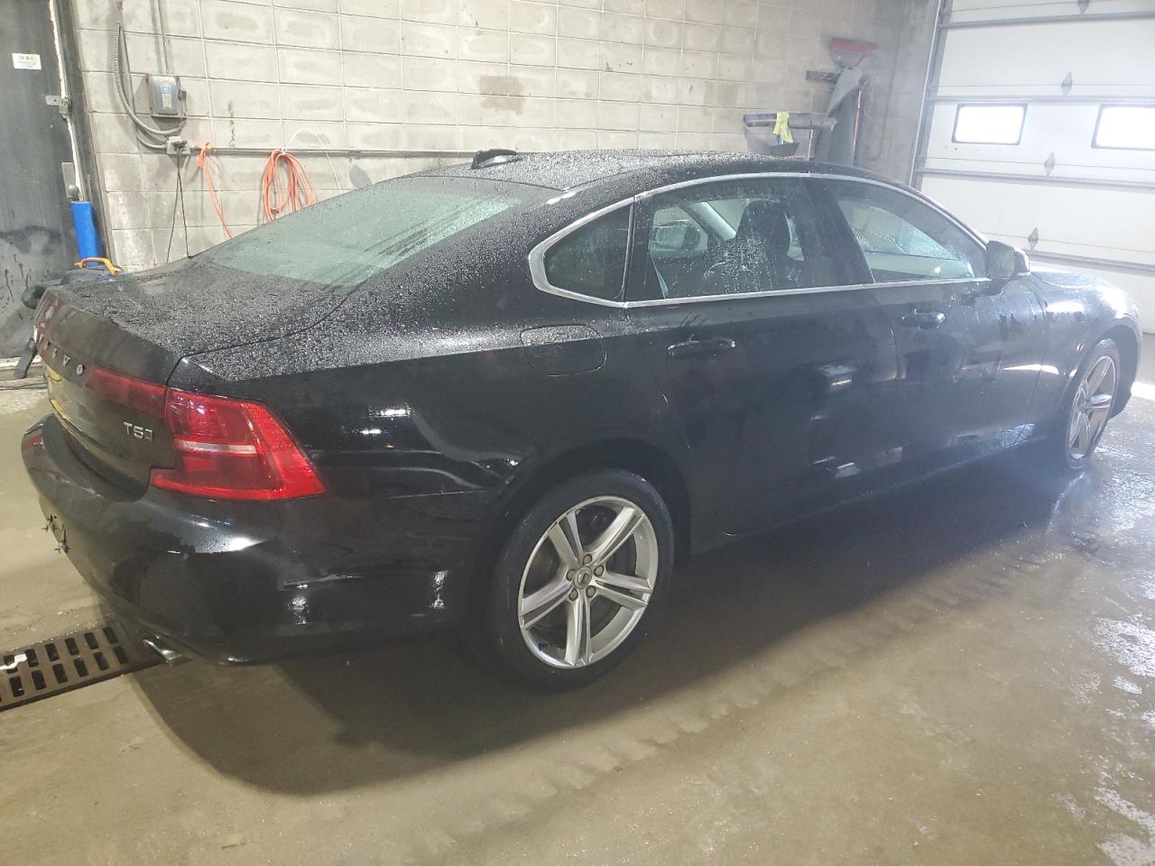 2018 Volvo S90 VIN LVY102MK6JP055243 Copart auction photo, undercarriage / front end damage thumbnail 3