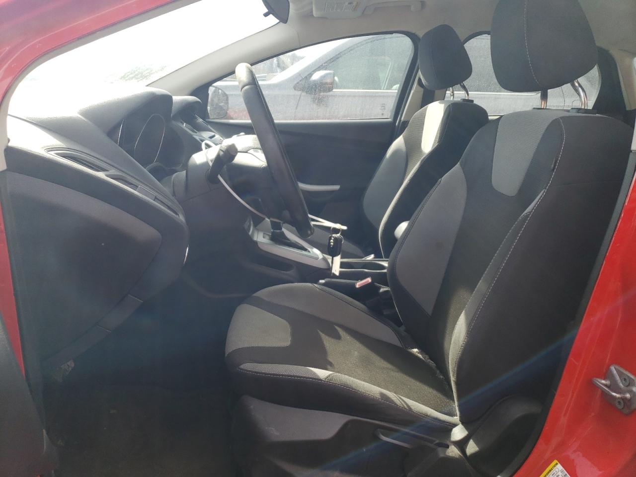 2012 Ford Focus VIN 1FAHP3F22CL124353 Copart auction photo, front end / minor dent/scratches damage thumbnail 7