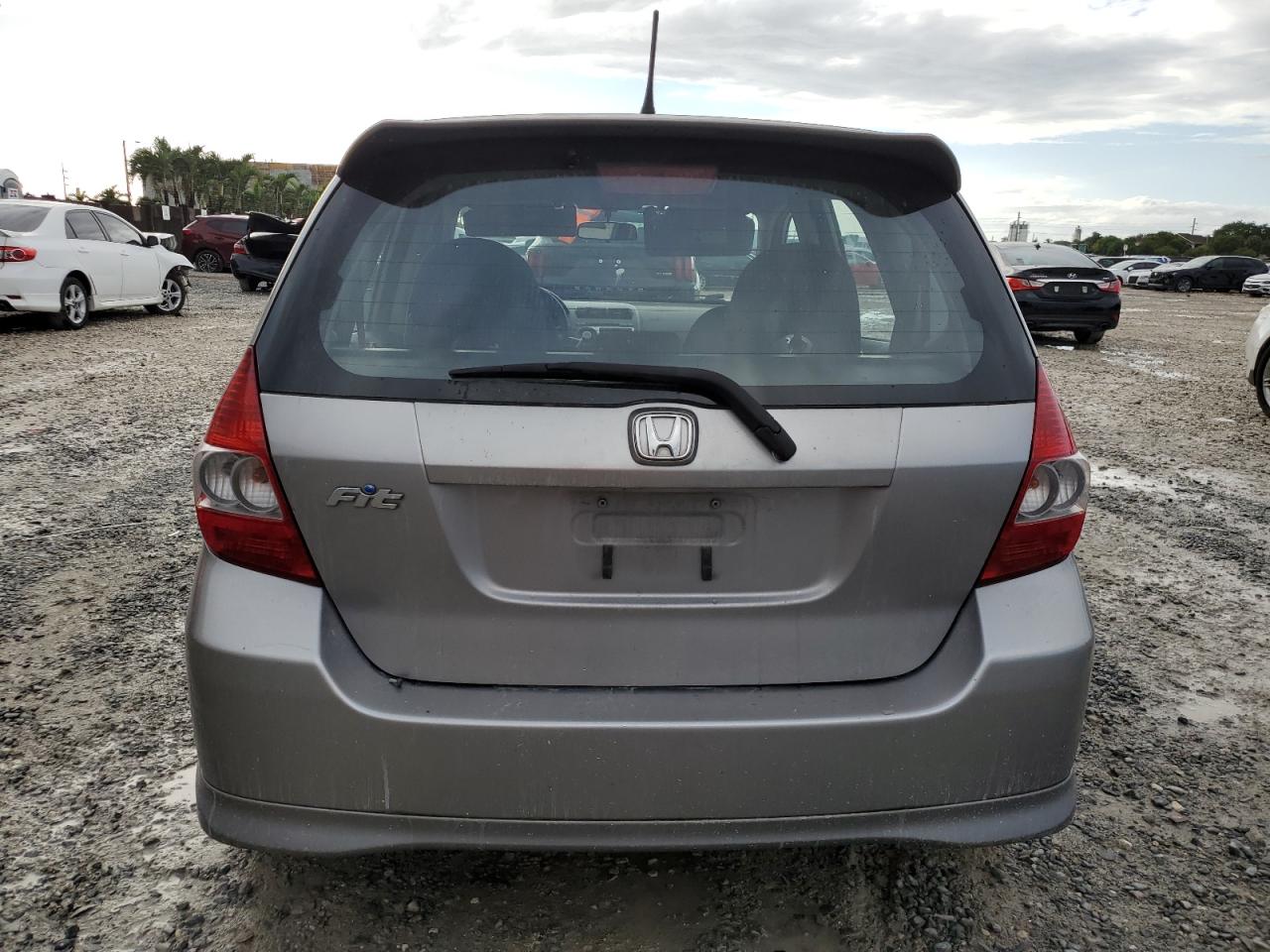 2007 Honda Fit VIN JHMGD38677S049562 Copart auction photo, front end damage thumbnail 6